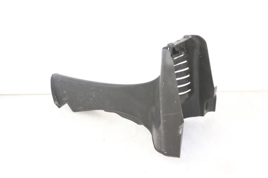 photo de CARENADO DELANTERO CONEXION PIAGGIO MP3 RL 250 (2006 - 2010) - Primer plano técnico