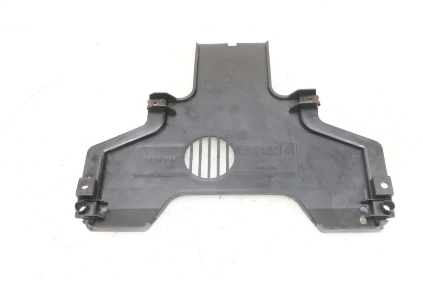 photo de CARENADO DELANTERO CONEXION PIAGGIO MP3 500 (2016 - 2018) - Zoom estado de uso