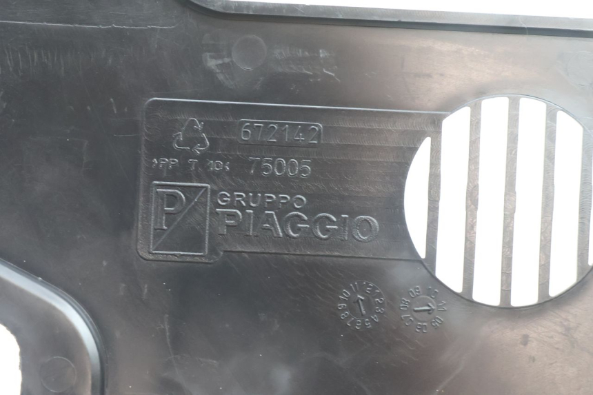 photo de CARENADO DELANTERO CONEXION PIAGGIO MP3 500 (2016 - 2018) - Vista general del producto