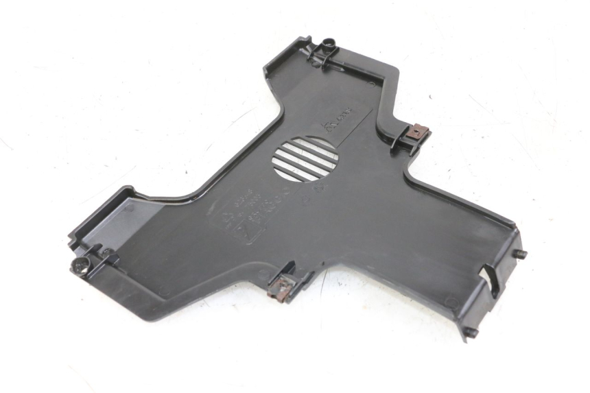 photo de JUNTA DE CARENAJE DELANTERO INF. PIAGGIO MP3 LT 400 (2007 - 2012) - Detalle de la pieza