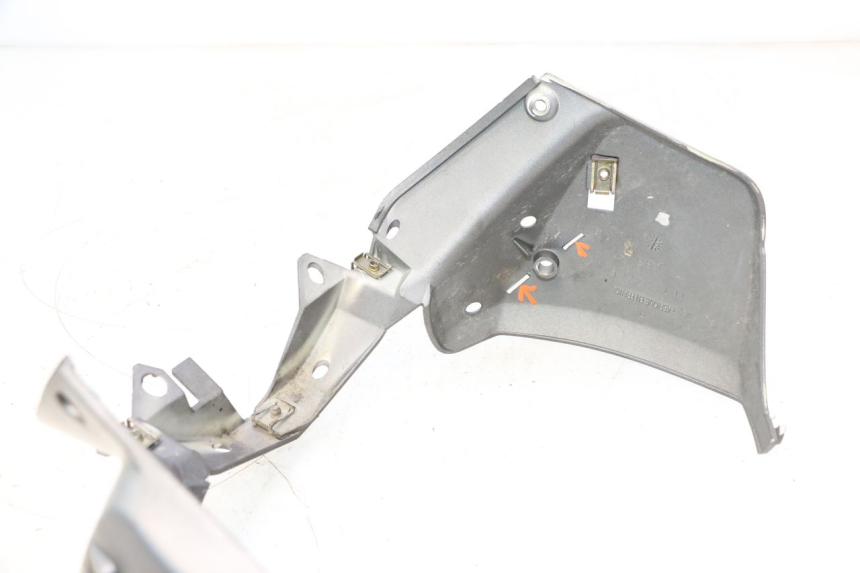 photo de JUNTA CARENAJE DELANTERO INF. PEUGEOT TREKKER 50 (1995 - 2004) - Zoom estado de uso