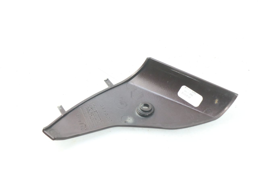 photo de CARENADO DELANTERO CONEXION PIAGGIO VESPA LX IE 125 (2010 - 2012) - Detalle de la pieza