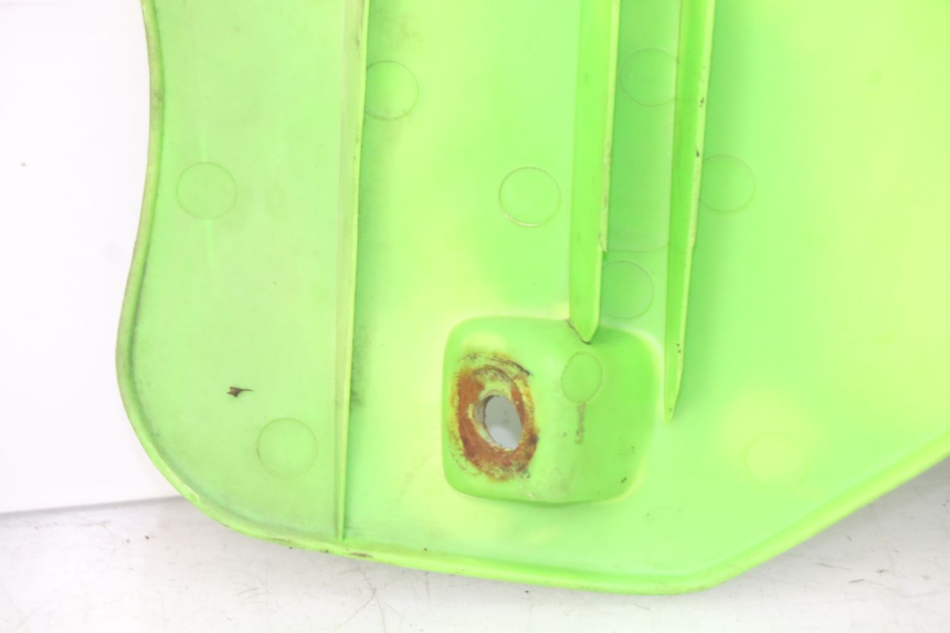 photo de JUNTA DE CARENAJE DELANTERO KAWASAKI KX 250 (1994 - 1998) - Primer plano técnico