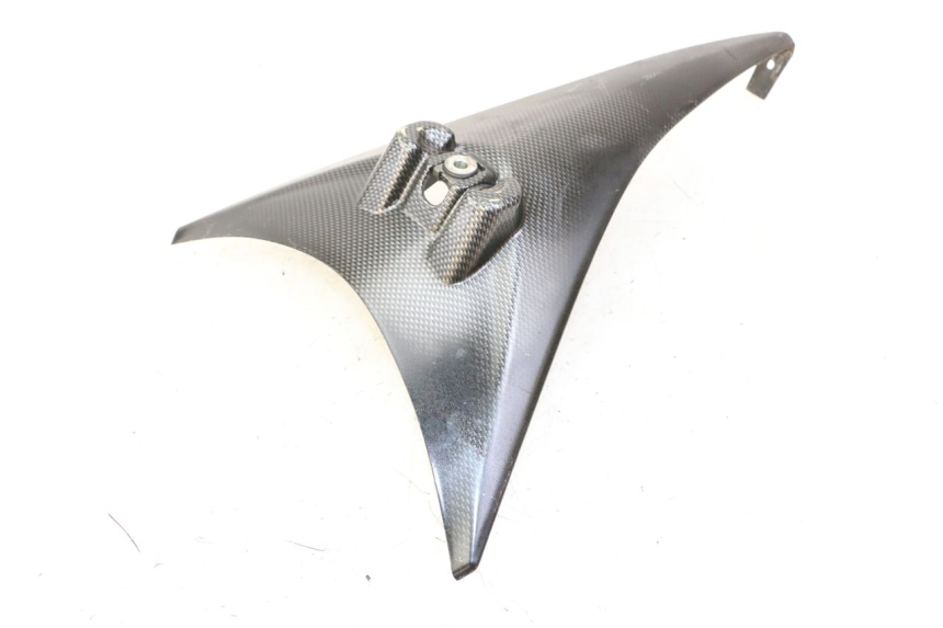 photo de CARENADO FRONTAL CONEXION KYMCO DINK STREET 125 (2009 - 2014) - Detalles de los puntos de fijación