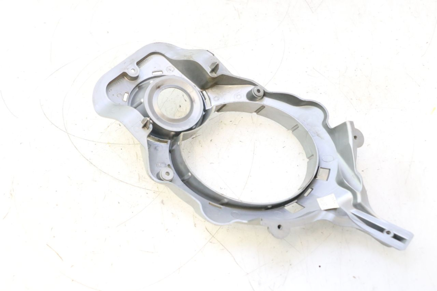 photo de CARENADO FRONTAL CONEXION PEUGEOT LUDIX PRO 2T 50 (2010 - 2017) - Zoom estado de uso