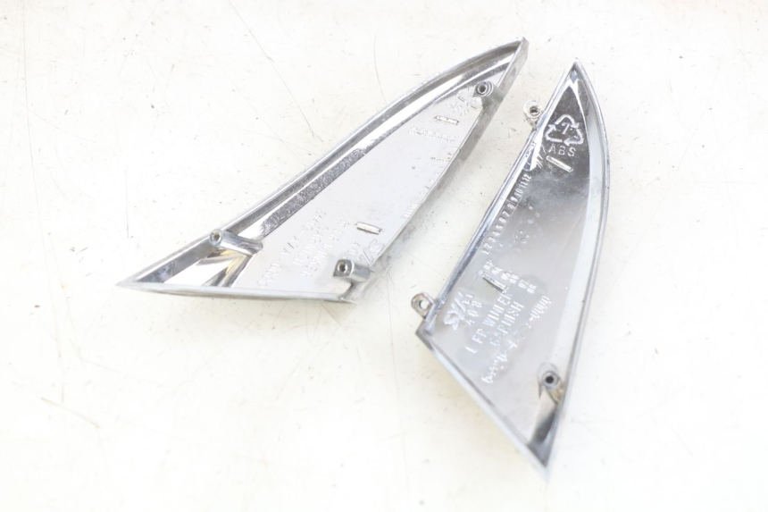 photo de JUNTA DE CARENAJE DELANTERO SYM MIO 50 (2011 - 2017) - Zoom estado de uso