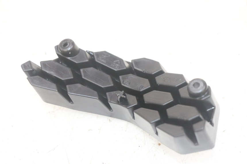 photo de CARENADO FRONTAL CONEXION PIAGGIO MP3 HPE 300 (2019 - 2026) - Detalle de la pieza