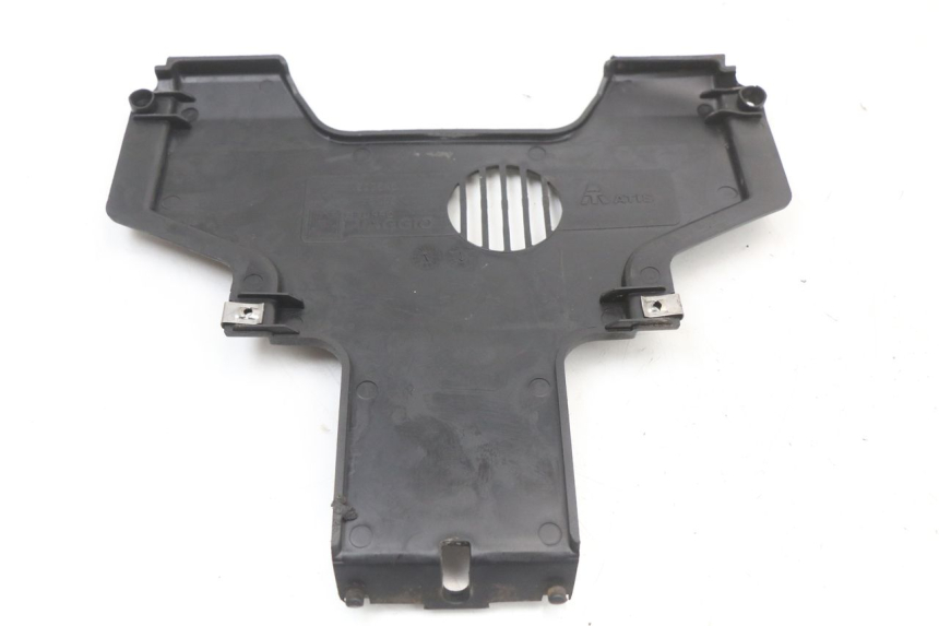 photo de CARENADO FRONTAL CONEXION PIAGGIO MP3 125 (2006 - 2014) - Zoom estado de uso