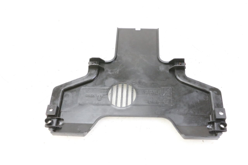 photo de CARENADO FRONTAL CONEXION PIAGGIO MP3 500 (2014 - 2017) - Detalle de la pieza