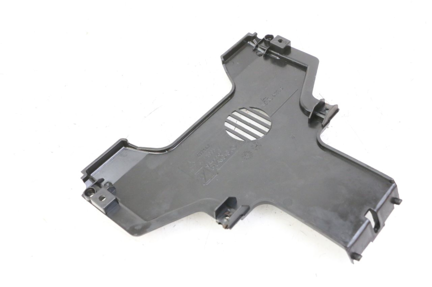 photo de CARENADO FRONTAL CONEXION PIAGGIO MP3 500 (2014 - 2017) - Zoom estado de uso