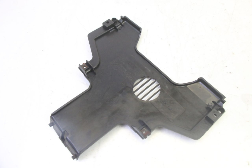 photo de CARENADO FRONTAL CONEXION PIAGGIO MP3 500 (2011 - 2015) - Primer plano técnico