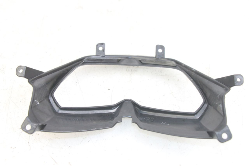 photo de JUNTA DE CARENAJE DELANTERO PIAGGIO NEW TYPHOON 50 (2018 - 2021) - Detalle de la pieza