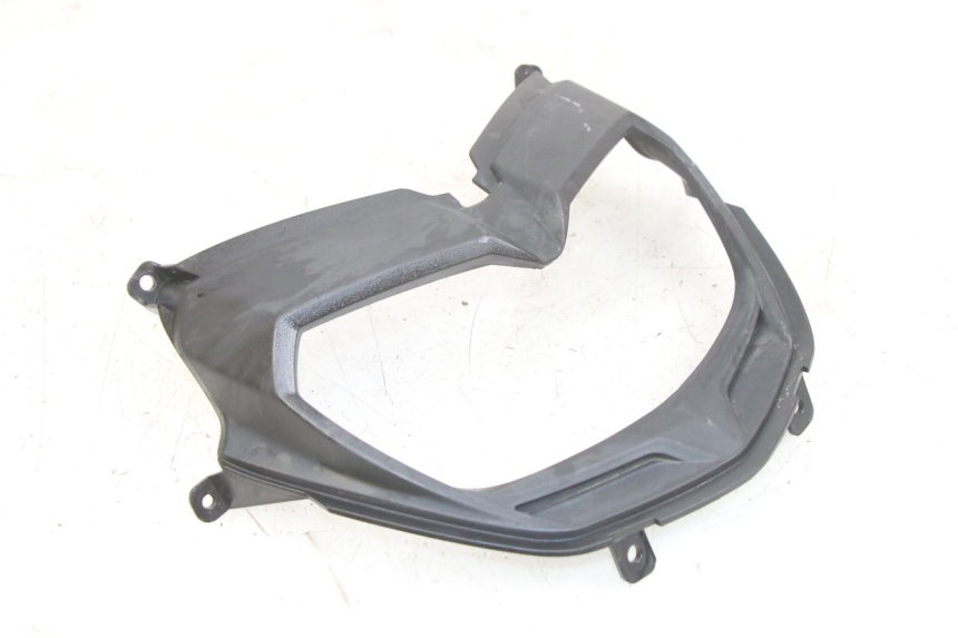 photo de JUNTA DE CARENAJE DELANTERO PIAGGIO NEW TYPHOON 50 (2018 - 2021) - Otra perspectiva