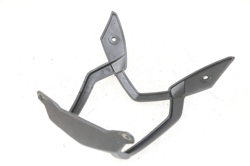 photo de CARENADO FRONTAL CONEXION PEUGEOT STREETZONE I 2T 50 (2018 - 2020) - Detalle de la pieza