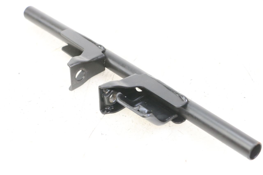 photo de CARENADO FRONTAL CONEXION ROYAL ENFIELD HYMALAYAN 410 (2016 - 2023) - Detalle de la pieza