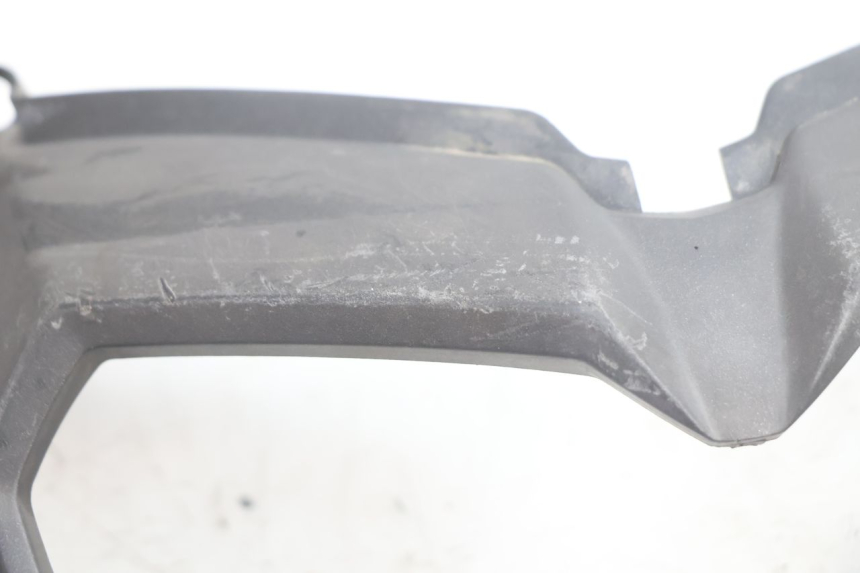 photo de JUNTA DE CARENAJE DELANTERO APRILIA SR 2T 50 (2012 - 2017) - Zoom estado de uso