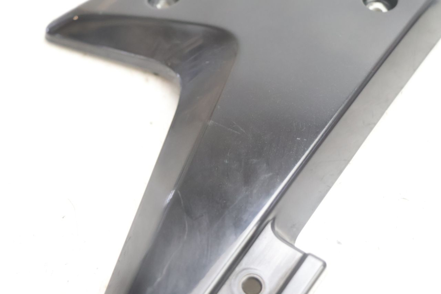 photo de CARENADO FRONTAL CONEXION PEUGEOT STREETZONE NAKED 2T 50 (2014 - 2018) - Zoom estado de uso
