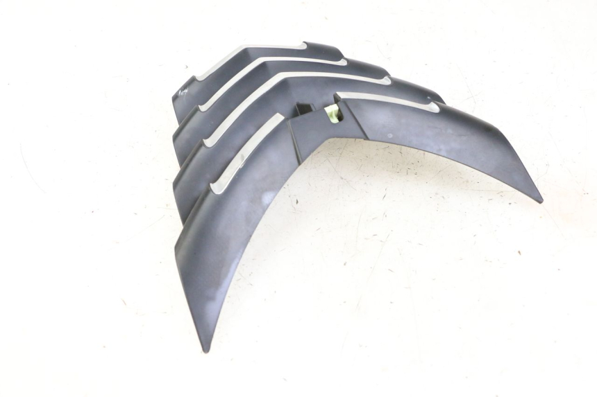 photo de JUNTA CARENAJE DELANTERO SUP. PEUGEOT CITYSTAR 50 (2013 - 2017) - Detalle de la pieza