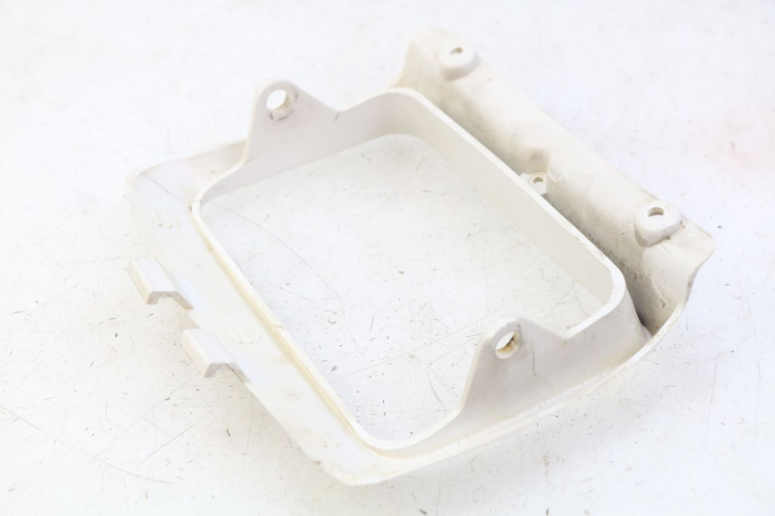 photo de JUNTA CARENAJE DELANTERO SUP. SUZUKI CP 80 (1985 - 1996) - Zoom estado de uso