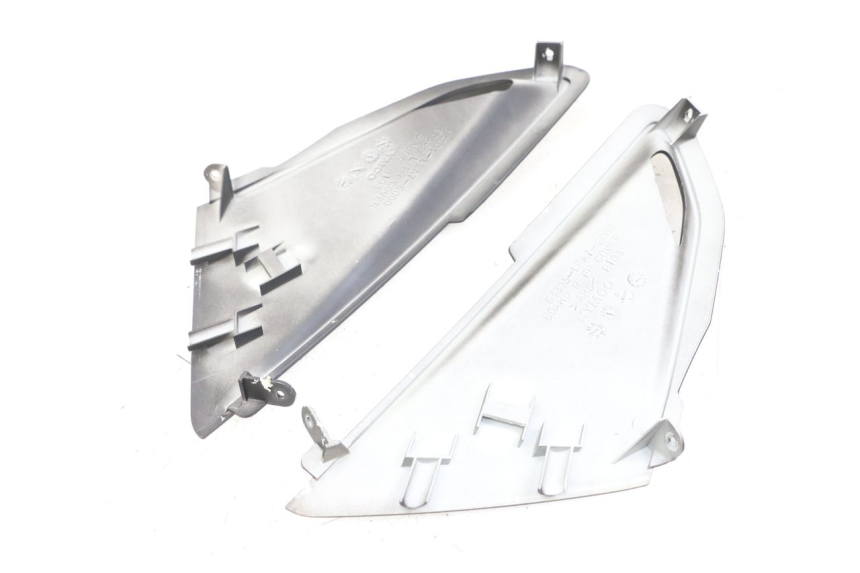 photo de CARENADO DELANTERO CONEXION KYMCO DINK STREET 125 (2009 - 2014) - Detalle de la pieza