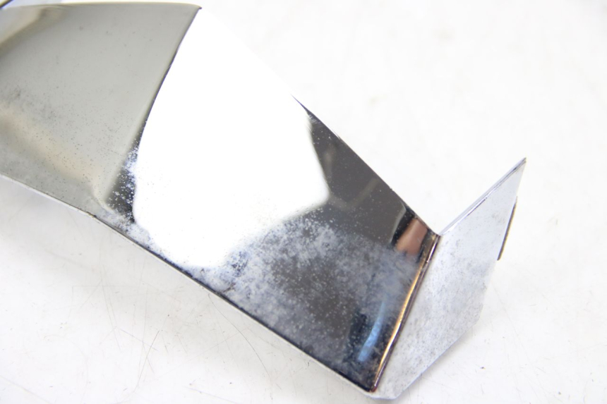 photo de JUNTA CARENAJE DELANTERO SUP. PEUGEOT E-VIVACITY 1 (2012 - 2018) - Otra perspectiva