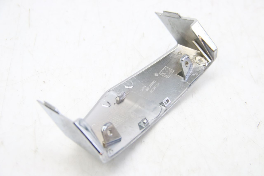 photo de JUNTA CARENAJE DELANTERO SUP. PEUGEOT E-VIVACITY 1 (2012 - 2018) - Vista general del producto