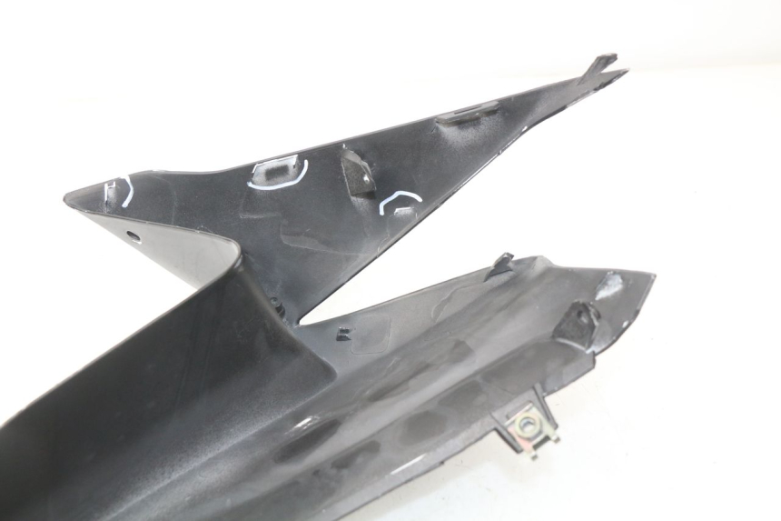 photo de CARENADO DELANTERO CONEXION SUZUKI GSX-R GSXR 750 (2011 - 2016) - Detalles de los puntos de fijación