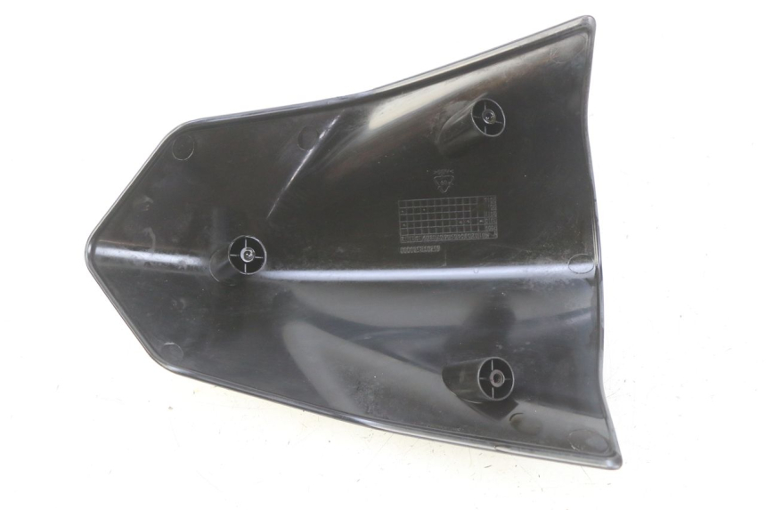 photo de JUNTA CARENAJE DELANTERO SUP. RIDE KALLIO 50 (2010 - 2019) - Otra perspectiva