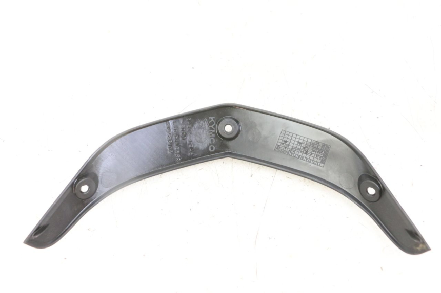 photo de JUNTA CARENAJE DELANTERO SUP. KYMCO DINK 4T 50 (2007 - 2018) - Detalle de la pieza