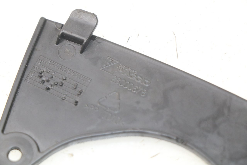 photo de CARENADO DELANTERO CONEXION PIAGGIO MP3 HPE 500 (2019 - 2022) - Detalle de la pieza