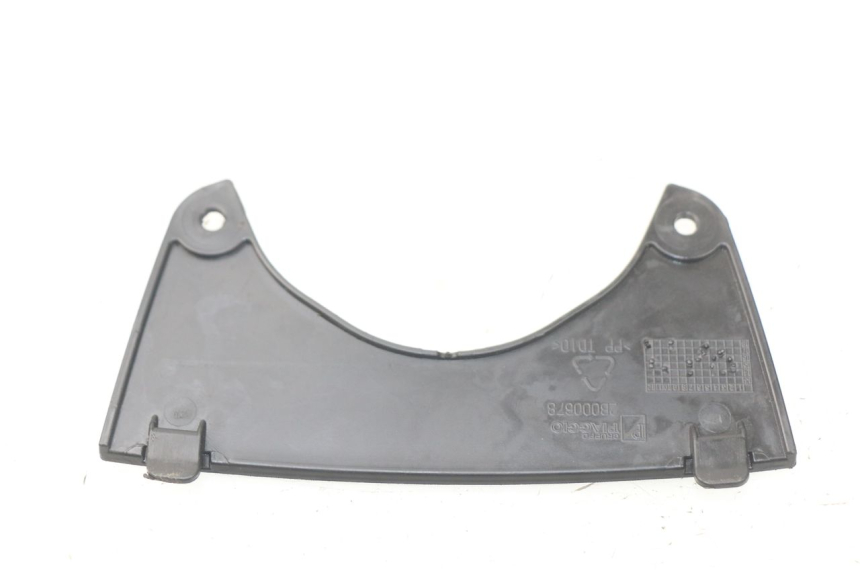 photo de CARENADO DELANTERO CONEXION PIAGGIO MP3 HPE 500 (2019 - 2022) - Zoom estado de uso