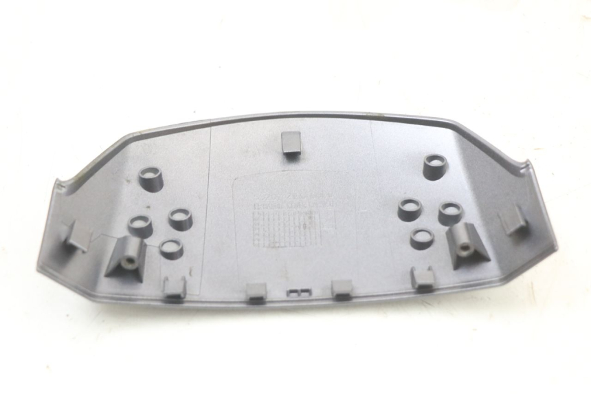 photo de CARENADO DELANTERO CONEXION PEUGEOT BELVILLE 125 (2017 - 2021) - Primer plano técnico