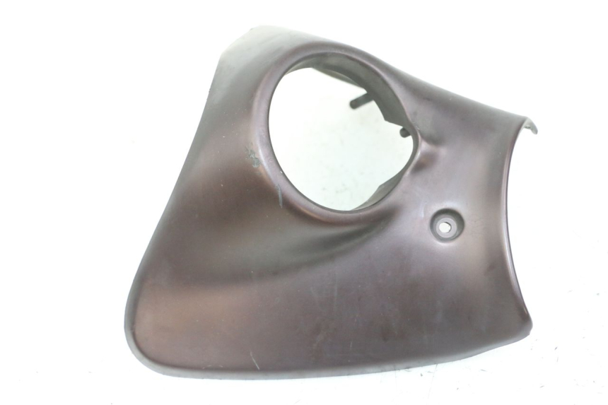 photo de CARENADO DELANTERO CONEXION APRILIA SCARABEO GT TOURING 125 (1999 - 2005) - Detalles de los puntos de fijación