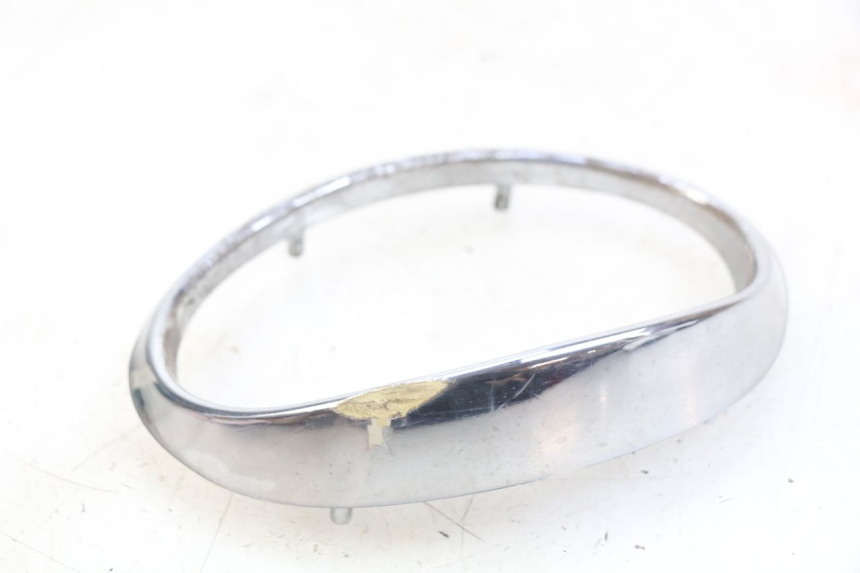 photo de JUNTA CARENAJE DELANTERO SUP. APRILIA SCARABEO 100 (2003 - 2012) - Otra perspectiva