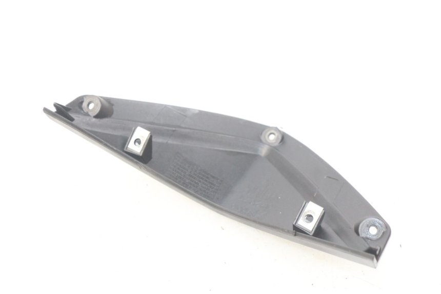 photo de JUNTA CARENAJE DELANTERO SUP. APRILIA SR 2T 50 (2012 - 2017) - Detalle de la pieza