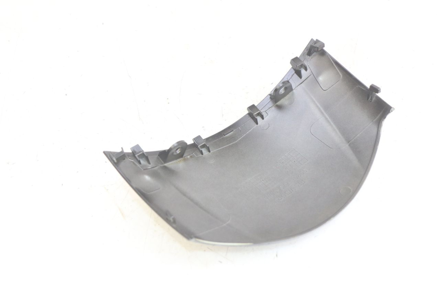 photo de JUNTA CARENAJE DELANTERO SUP. PEUGEOT TWEET 4T 50 (2018 - 2022) - Detalle de la pieza