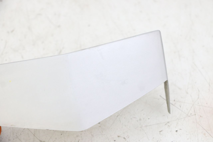 photo de CARENADO DELANTERO CONEXION PEUGEOT VIVACITY NEW 2T 50 (2008 - 2017) - Detalle de la pieza