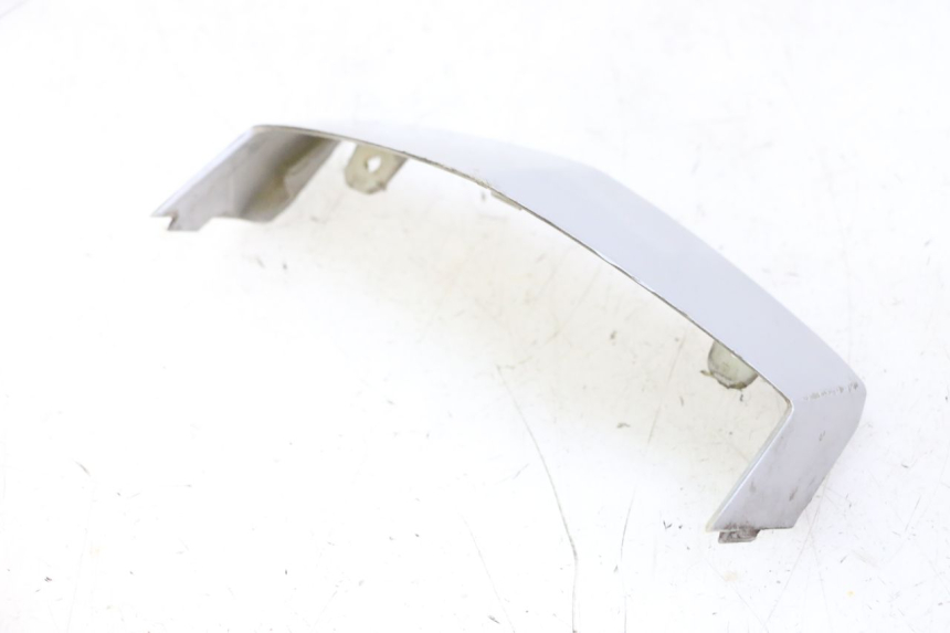 photo de CARENADO DELANTERO CONEXION PEUGEOT VIVACITY NEW 2T 50 (2008 - 2017) - Estado de la superficie y material