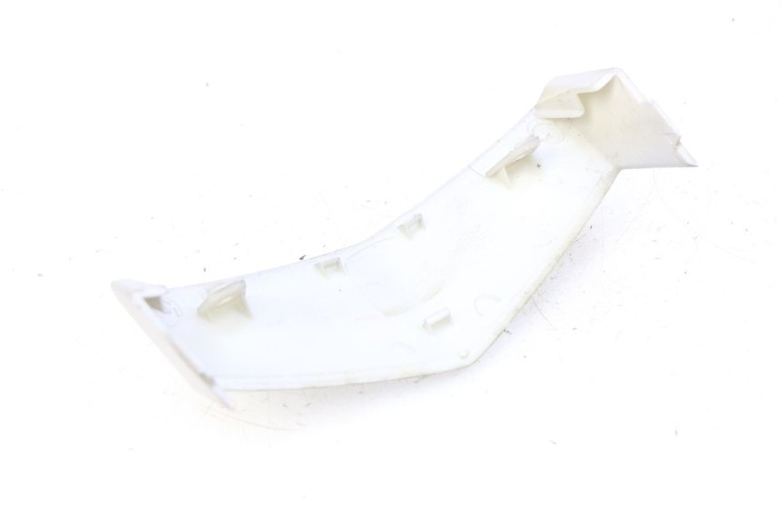 photo de JUNTA CARENAJE DELANTERO SUP. PEUGEOT VIVACITY NEW 4T 50 (2008 - 2017) - Otra perspectiva