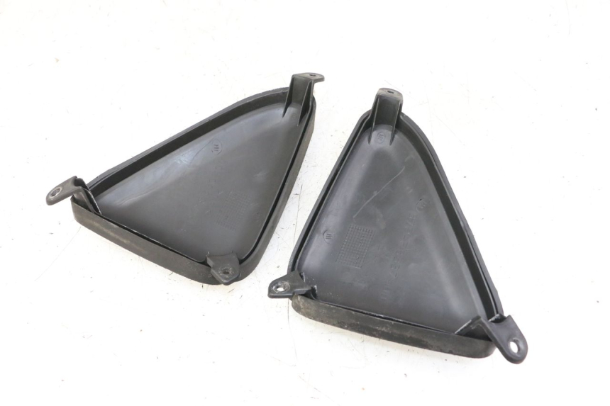photo de CARENADO DELANTERO CONEXION YAMAHA X-MAX XMAX ABS 250 (2010 - 2012) - Detalle de la pieza