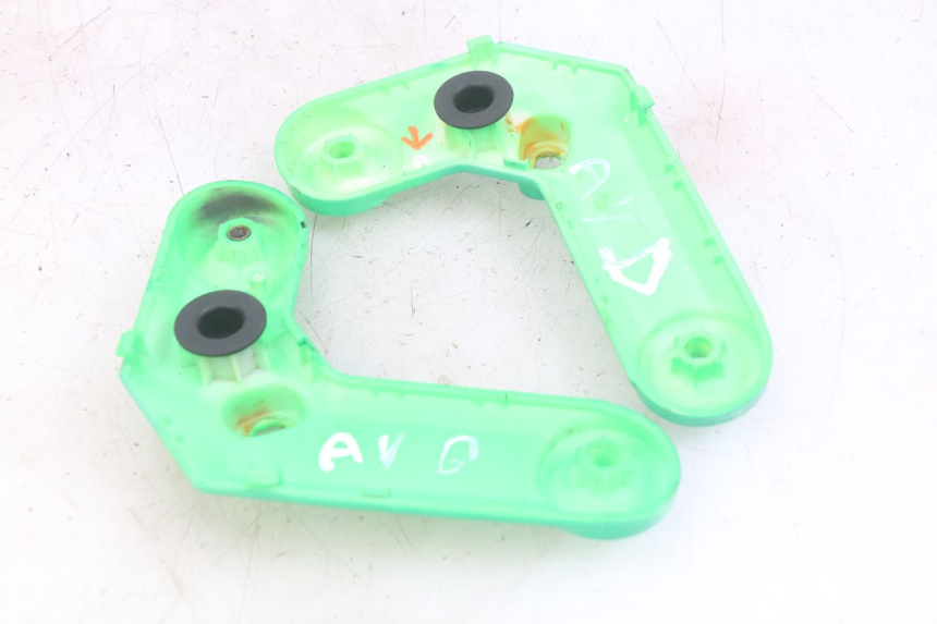 photo de JUNTA DE CARENAJE DELANTERO MOTRAC URBAN 4T 50 (2016 - 2024) - Vista general del producto