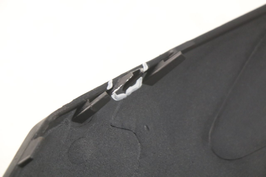 photo de JUNTA DE CARENAJE DELANTERO PIAGGIO X8 125 (2004 - 2007) - Detalle de la pieza