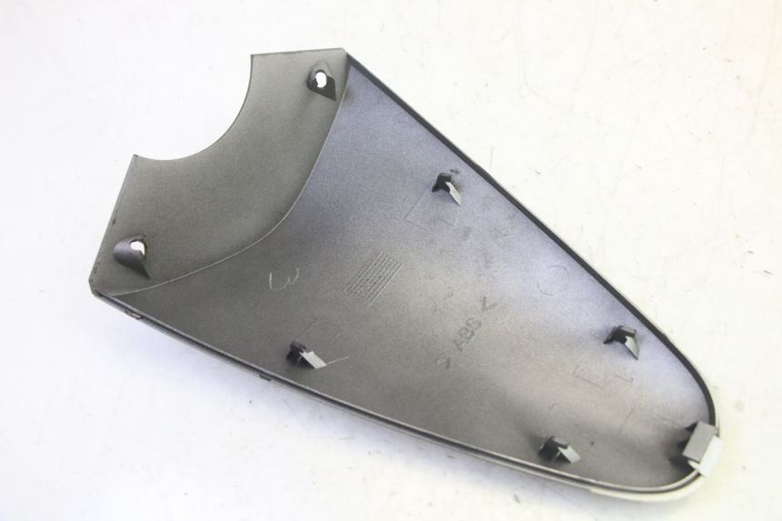 photo de CARENADO FRONTAL CONEXION YAMAHA YP MAJESTY 125 (2002 - 2006) - Estado de la superficie y material