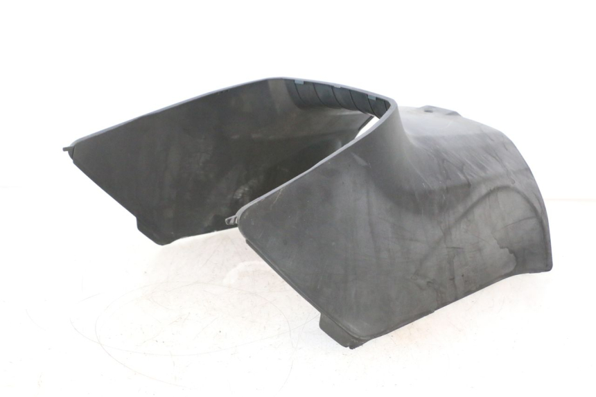 photo de TAPA REPOSAPIES CONEXION SUZUKI BURGMAN EXECUTIVE ABS 650 (2006 - 2012) - Vista general del producto