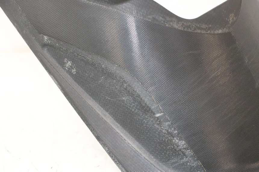 photo de TAPA REPOSAPIES CONEXION BMW C SPORT 650 (2015 - 2021) - Zoom sobre los componentes