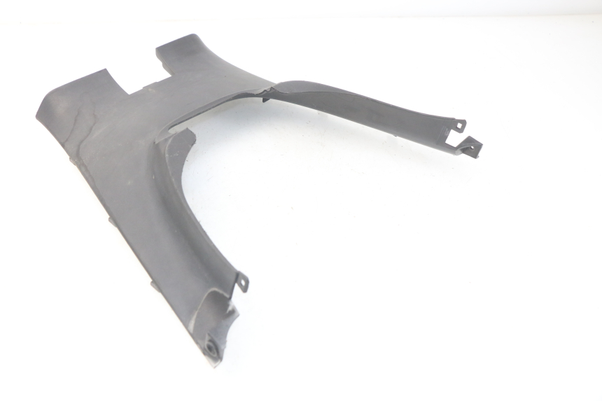 photo de TAPA REPOSAPIES CONEXION KYMCO DINK STREET 125 (2009 - 2014) - Zoom estado de uso