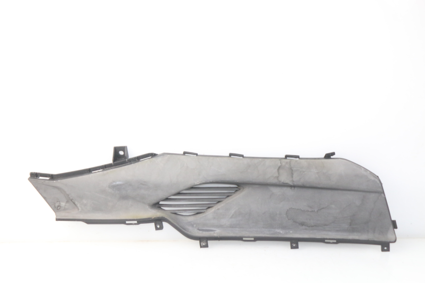 photo de TAPA REPOSAPIES CONEXION DERECHA KYMCO DINK STREET 125 (2009 - 2014) - Vista principal