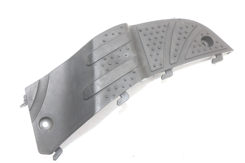 photo de TAPA REPOSAPIES CONEXION DERECHA SYM FIDDLE 2 50 (2008 - 2013) - Zoom estado de uso