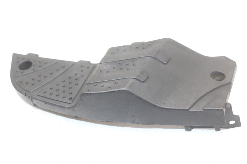 photo de TAPA REPOSAPIES CONEXION DERECHA SYM FIDDLE 2 50 (2008 - 2013) - Vista general del producto