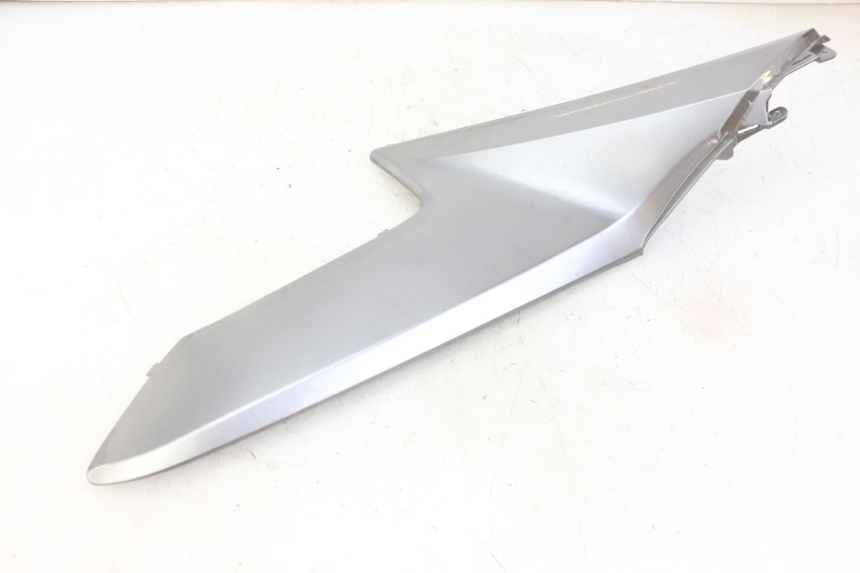 photo de JUNTA DE PIES DERECHO HONDA FORZA ABS 300 (2013 - 2017) - Detalles de los puntos de fijación